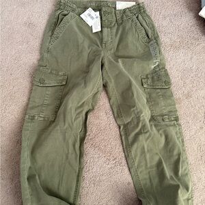American Eagle Outfitters Women’s Olive Cargo Pants